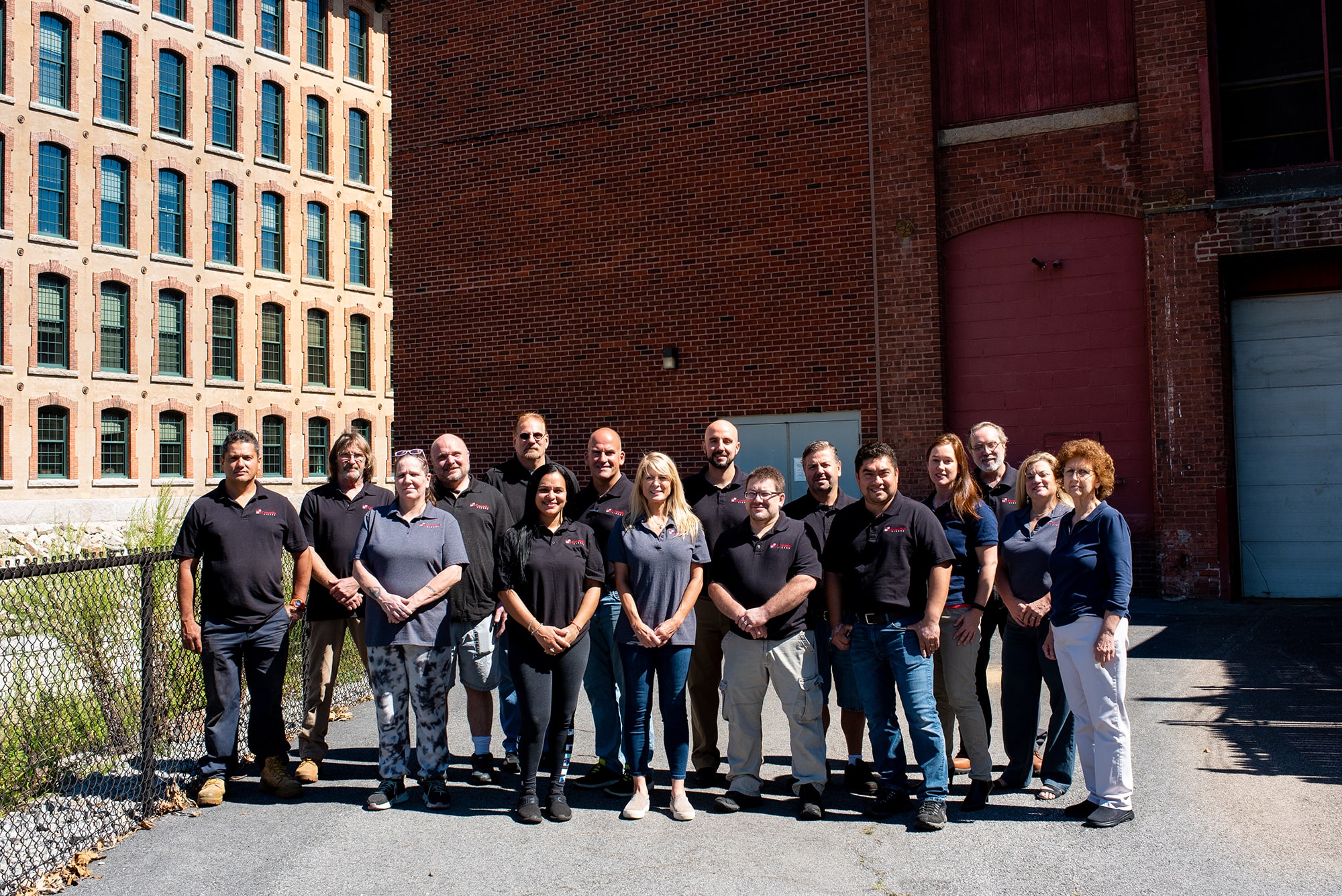 Concordia Full Team in Front of Building